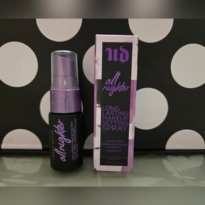 2/$20✨️UD Setting Spray MINI✨️